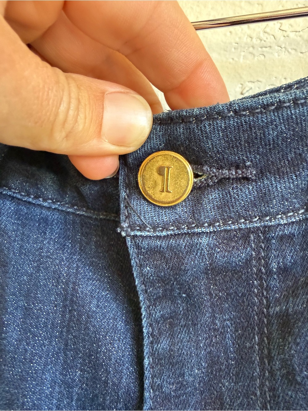 Anthropologie Pilcro Superscript Flare Jeans - Stardust 28” x 35” - Picture 5 of 15